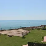 Climatise Avec Terrasse, Vue Et Parking Prive - Fr-1-472a-140 * Sète