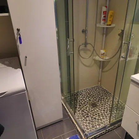 Climatise Avec Terrasse, Piscine Et Parking Prive - Fr-1-472a-140 塞特港