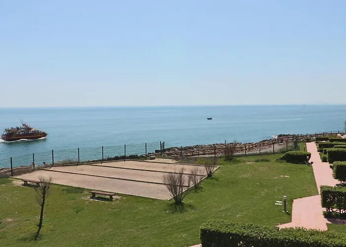 Studio Climatise Avec Terrasse, Vue Mer Et Parking Prive - Fr-1-472A-140 * Sète