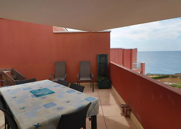 Studio Climatise Avec Terrasse, Vue Mer Et Parking Prive - Fr-1-472A-140 *